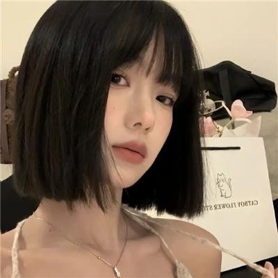 白色,红色与...